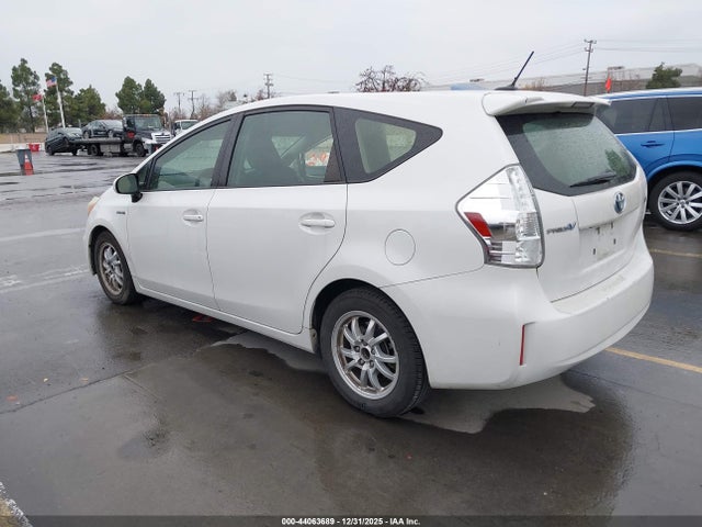 JTDZN3EU3E3310557 Toyota Prius V Three