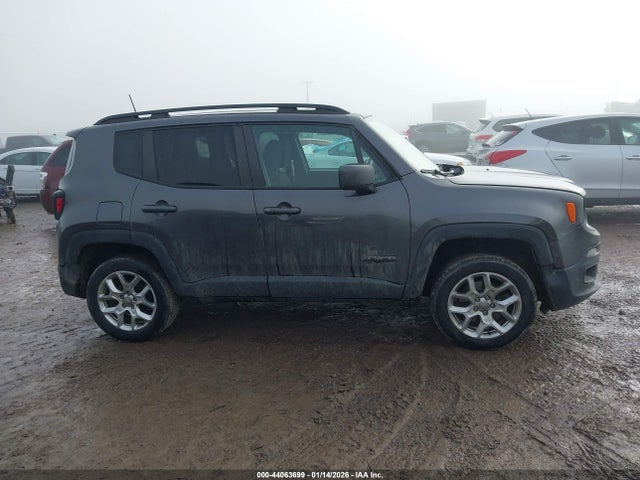 ZACCJBBB9JPJ19162 Jeep Renegade Latitude 4x4