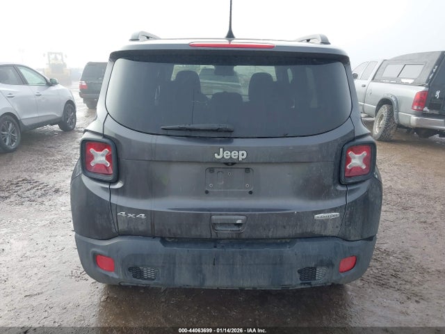 ZACCJBBB9JPJ19162 Jeep Renegade Latitude 4x4