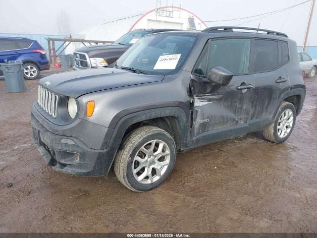 ZACCJBBB9JPJ19162 Jeep Renegade Latitude 4x4