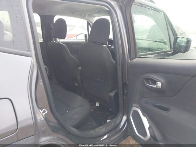 ZACCJBBB9JPJ19162 Jeep Renegade Latitude 4x4