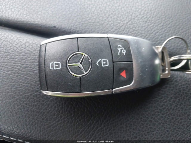 W1N4M4GB5MW102426 Mercedes-Benz GLB 250