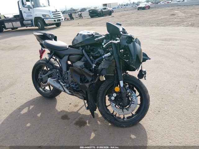 2025 YAMAHA YZFR7 JYARM38E7SA015309