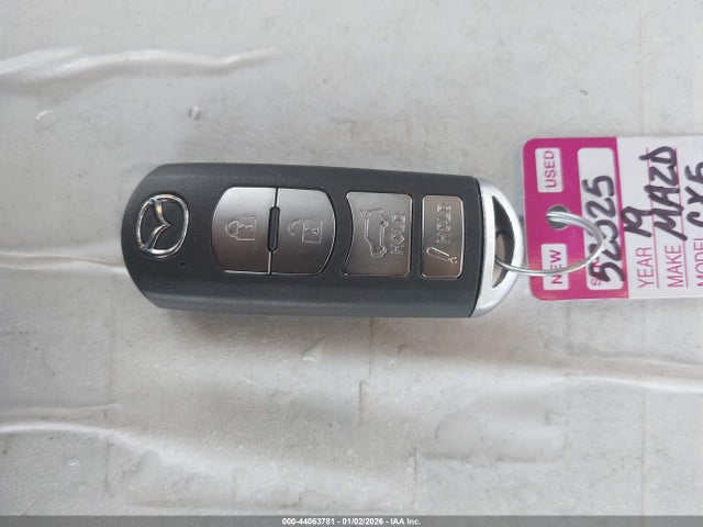 JM3KFBCM6K0581791 Mazda Cx-5 Touring