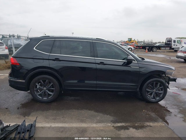 3VV3B7AX0NM033372 Volkswagen Tiguan 2.0t Se