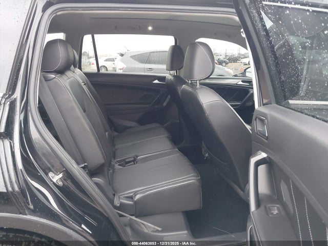 3VV3B7AX0NM033372 Volkswagen Tiguan 2.0t Se