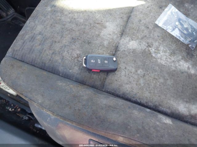 2012 VOLKSWAGEN TIGUAN WVGAV7AX3CW542779 Photo 10