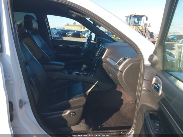 2018 JEEP GRAND CHEROKEE 1C4RJEBM8JC514471 Photo 4