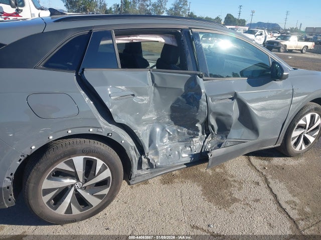 2024 VOLKSWAGEN ID.4 1V2BMPE85RC021439 Photo 5