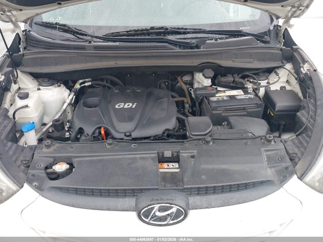 KM8JUCAG1EU877839 Hyundai TUCSON SE