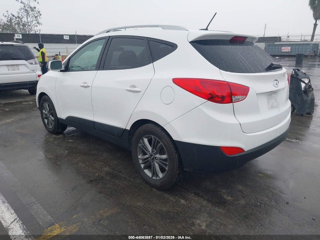 KM8JUCAG1EU877839 Hyundai TUCSON SE