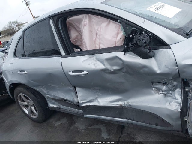 Aukcja sprzedaży 2021 Porsche Macan, vin: WP1AA2A55MLB06650, numer aukcji: 44063907