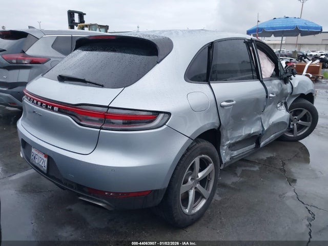 2021 PORSCHE MACAN WP1AA2A55MLB06650 Photo 3