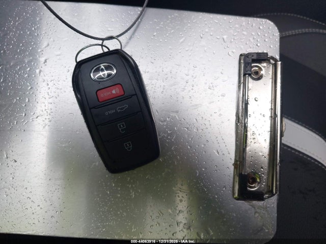 4T1DAACK6SU648015 Toyota CAMRY SE