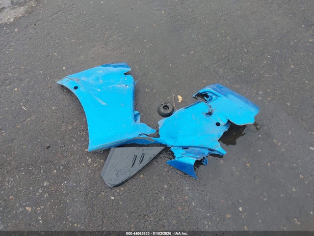 JTDL9RFU8K3009760 Toyota PRIUS XLE