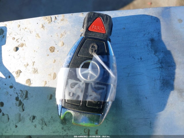 44063952 :رقم المزاد ، WDDGF8BB8AF438702 vin ، 2010 Mercedes-benz C 300 Sport 4matic مزاد بيع