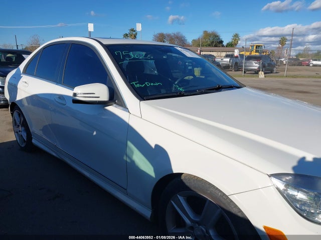 44063952 :رقم المزاد ، WDDGF8BB8AF438702 vin ، 2010 Mercedes-benz C 300 Sport 4matic مزاد بيع