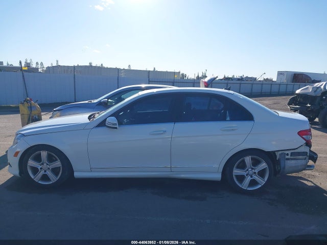 44063952 :رقم المزاد ، WDDGF8BB8AF438702 vin ، 2010 Mercedes-benz C 300 Sport 4matic مزاد بيع