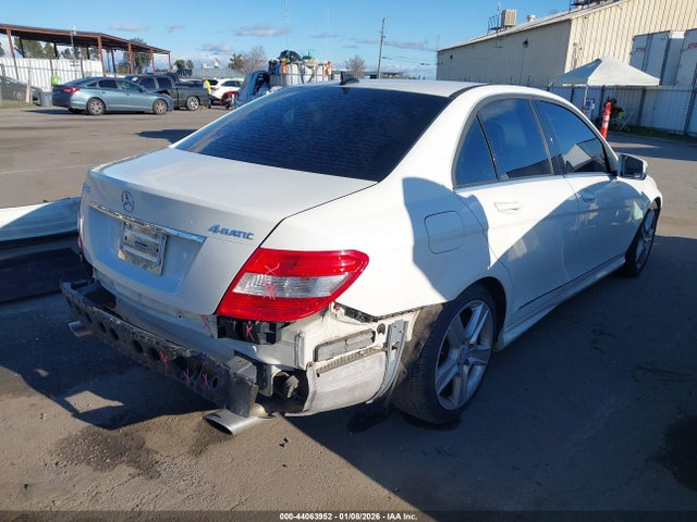 44063952 :رقم المزاد ، WDDGF8BB8AF438702 vin ، 2010 Mercedes-benz C 300 Sport 4matic مزاد بيع