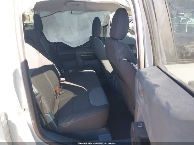 3FTTW8A32RRA92499 Ford Maverick Xl