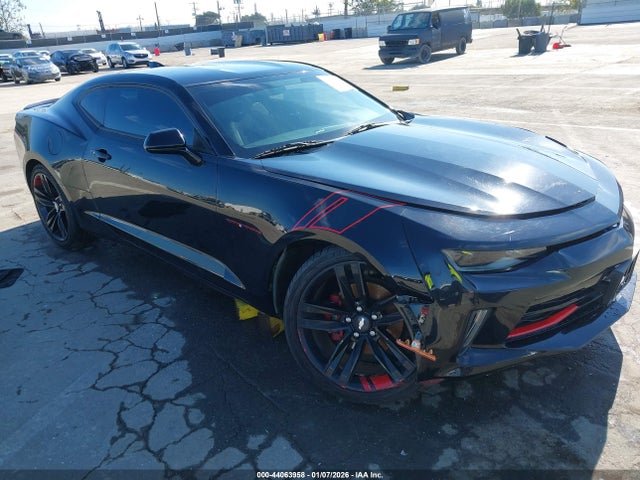 2018 CHEVROLET CAMARO 1G1FB1RX6J0174658 Photo 0
