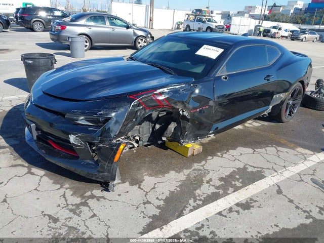 2018 CHEVROLET CAMARO 1G1FB1RX6J0174658 Photo 1