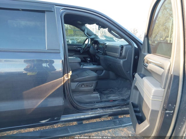 2022 CHEVROLET SILVERADO 1500 3GCUDHEL7NG620273 Photo 4