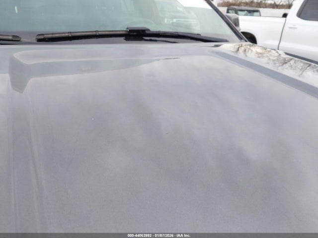 1FM5K8D88HGD43328 Ford EXPLORER XLT