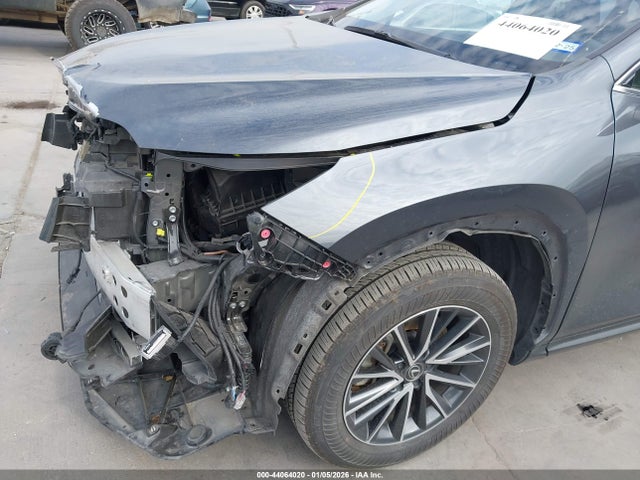 Продаж на аукціоні авто 2024 Lexus Nx 350h Luxury, vin: JTJHKCEZ2R5016381, номер лоту: 44064020