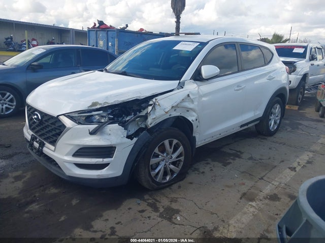 KM8J23A47MU338300 Hyundai TUCSON SE