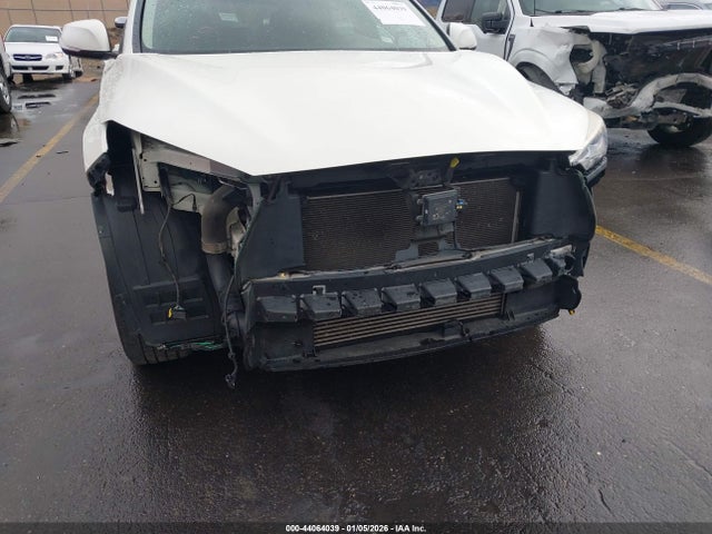 3PCAJ5M36KF135653 Infiniti Qx50 Luxe