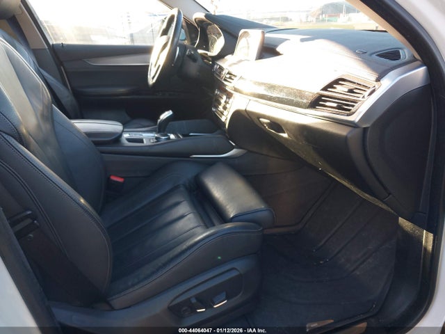 Продаж на аукціоні авто 2018 Bmw X6 Xdrive35i, vin: 5UXKU2C55J0X50977, номер лоту: 44064047