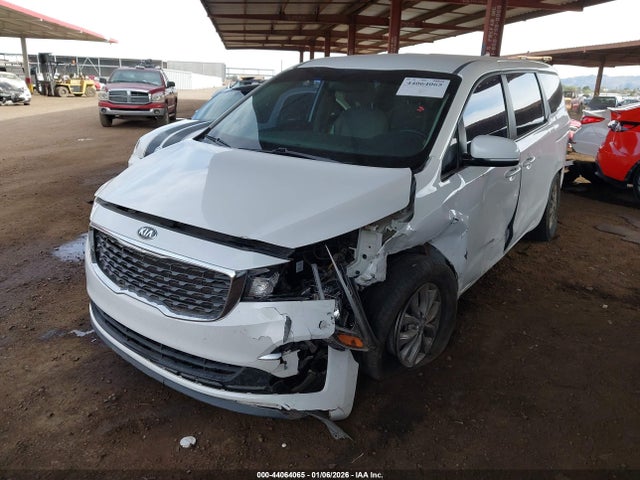 KNDMB5C10M6673189 KIA SEDONA LX