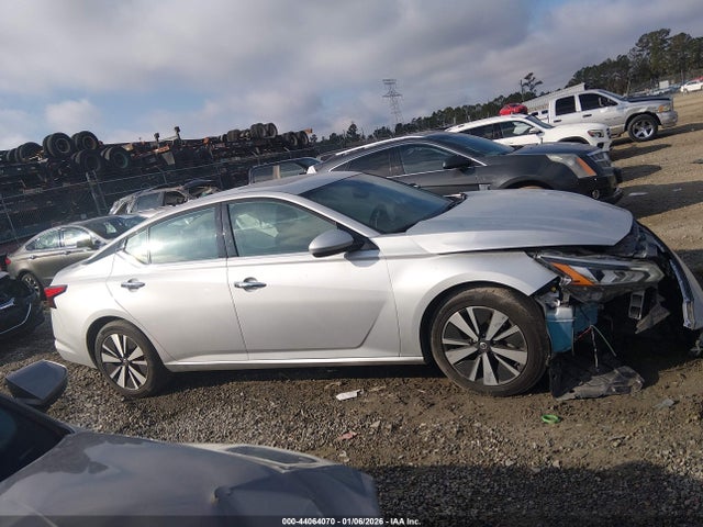 1N4BL4EV2LC193773 Nissan Altima Sl Fwd