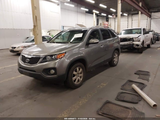 2013 KIA SORENTO 5XYKTDA21DG422270 Photo 1