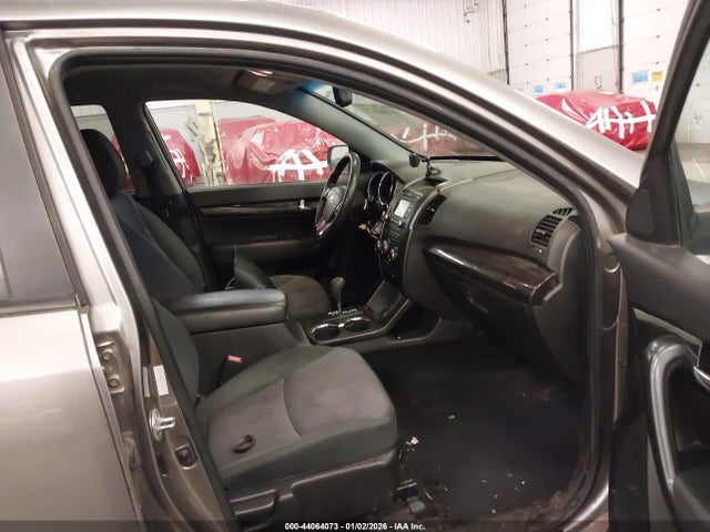 2013 KIA SORENTO 5XYKTDA21DG422270 Photo 4