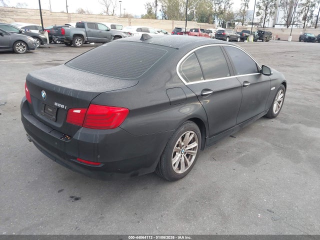 BMW 528I 2015 WBA5A5C59FD522244 Image 4