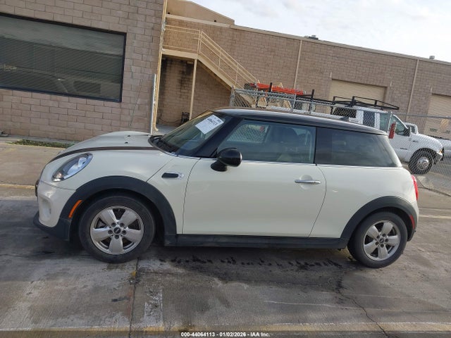WMWXM5C57ET933999 Mini Hardtop Cooper