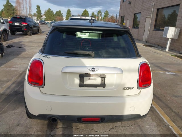 WMWXM5C57ET933999 Mini Hardtop Cooper