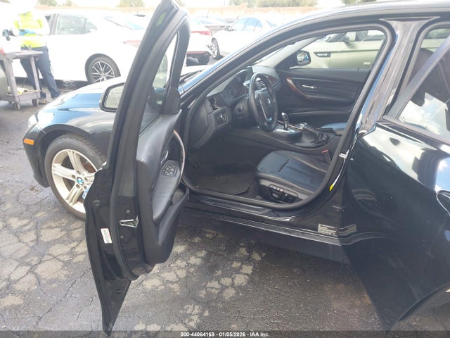 WBA3C1C53EK110938 BMW 328I