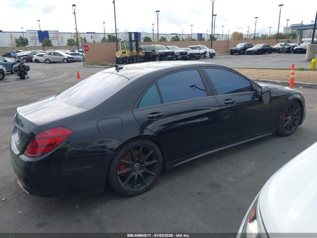 Mercedes-Benz S 560 2018 WDDUG8DB1JA400383 Image 13
