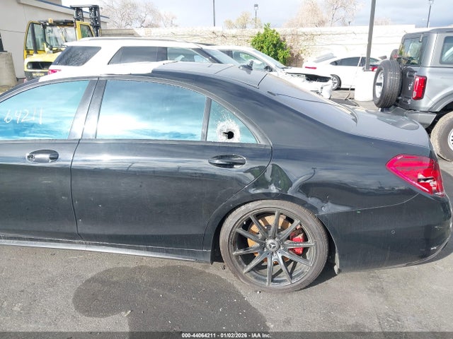 Mercedes-Benz S 560 2018 WDDUG8DB1JA400383 Image 18