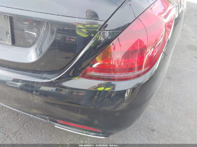 Mercedes-Benz S 560 2018 WDDUG8DB1JA400383 Image 20