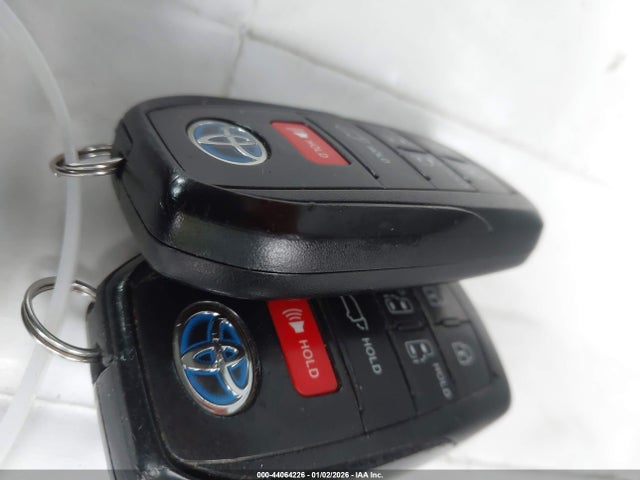 2021 TOYOTA SIENNA 5TDJRKEC4MS031618 Photo 10