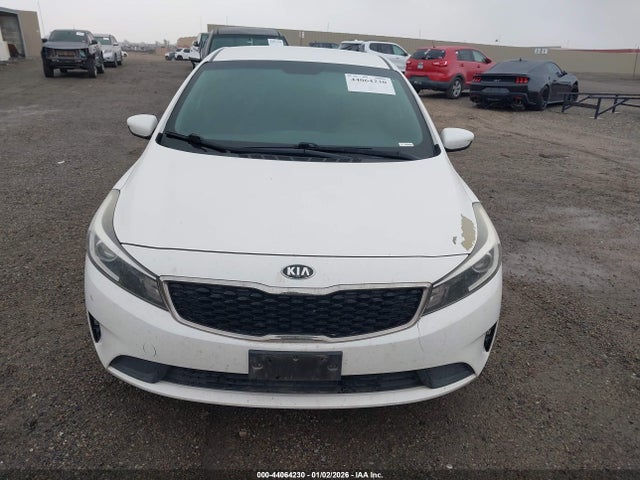 KIA FORTE LX 2017 3KPFL4A73HE014885 Image 12