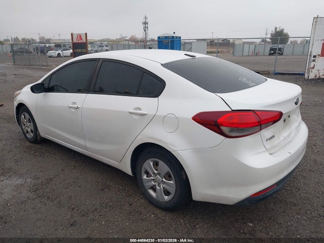 KIA FORTE LX 2017 3KPFL4A73HE014885 Image 3