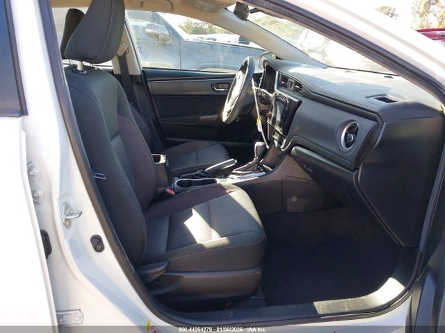 2T1BURHE6KC140029 Toyota COROLLA LE