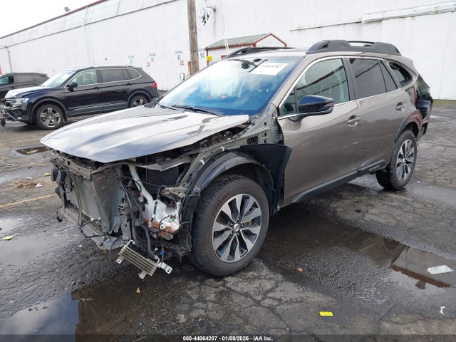 4S4BTANC9R3287645 Subaru Outback Limited