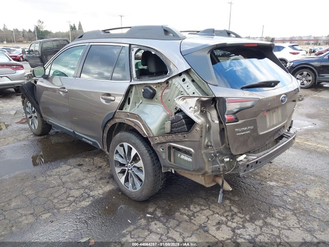 4S4BTANC9R3287645 Subaru Outback Limited