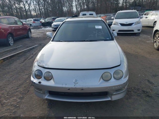 2000 Acura Integra Ls მანქანა იყიდება აუქციონზე, vin: JH4DB7555YS002348, აუქციონის ნომერი: 44064346